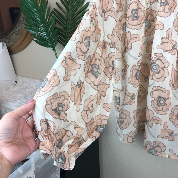 NWT Lucky Brand Pullover Sheer Creme Floral Top - Picture 6 of 8